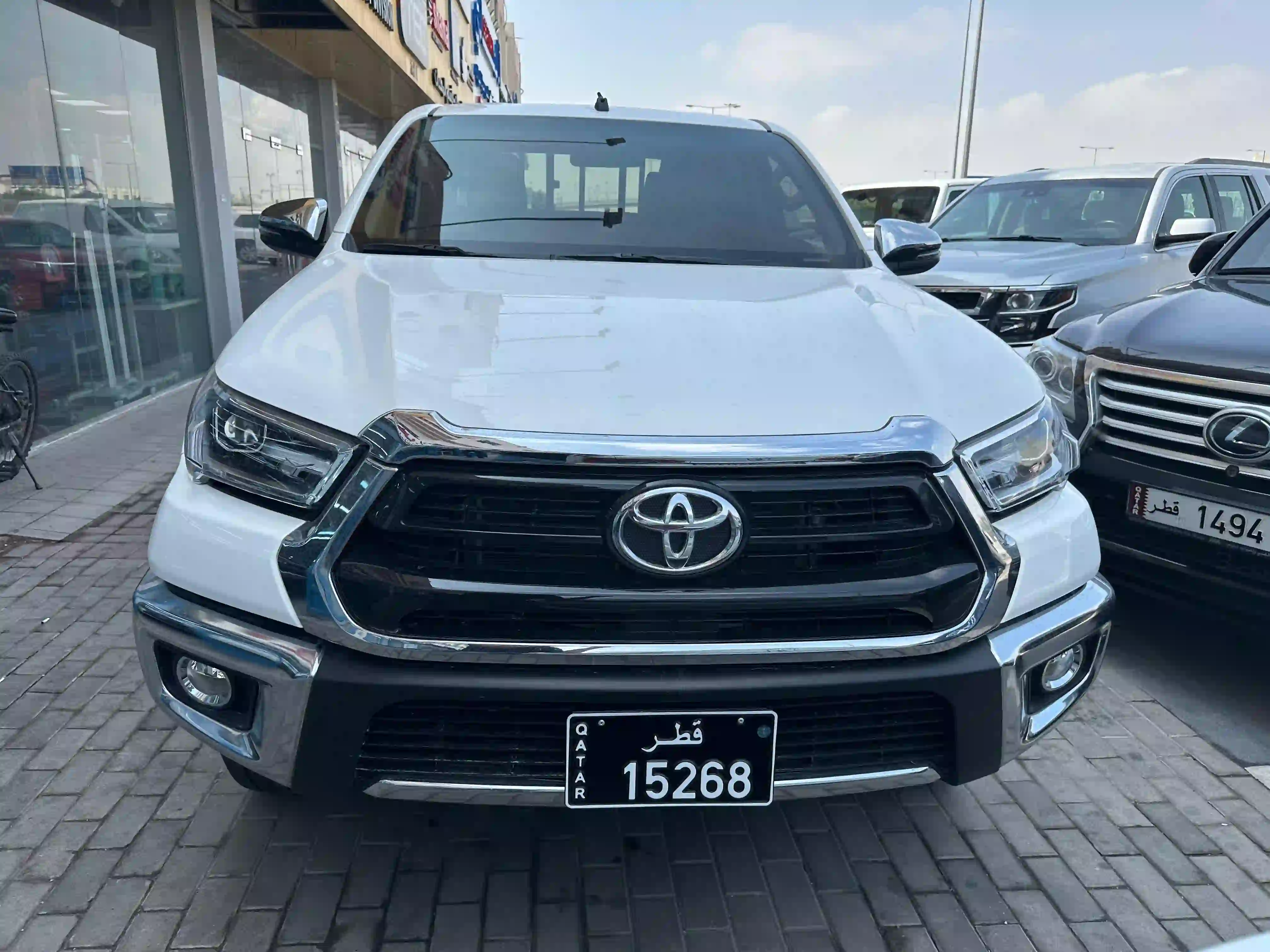 Toyota Hilux 2025 - Image 2