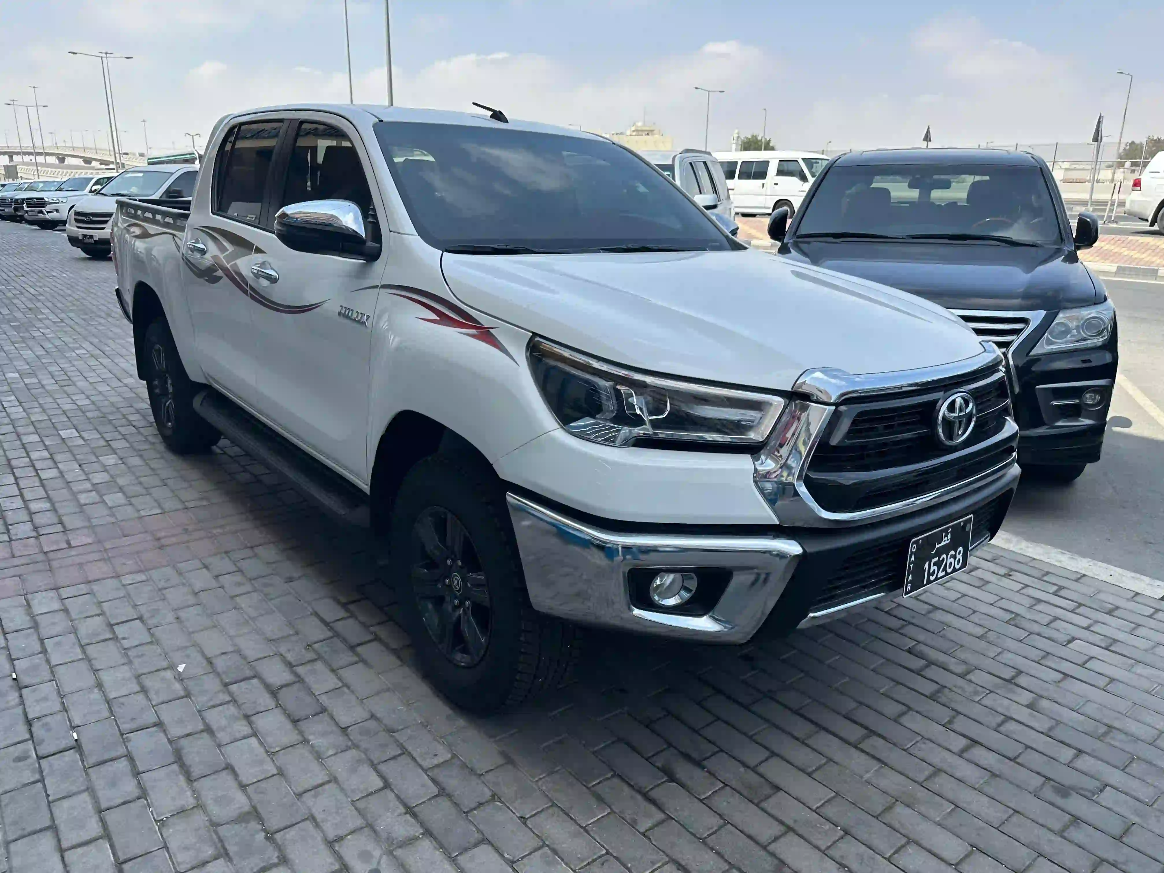 Toyota Hilux 2025 - Image 3