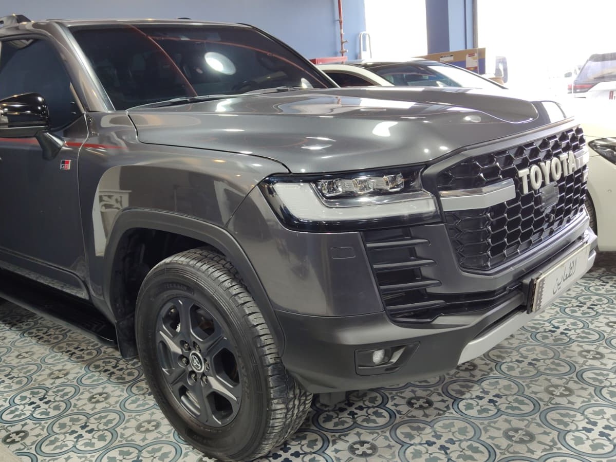 Toyota Land Cruiser G/R 2023 - Image 4