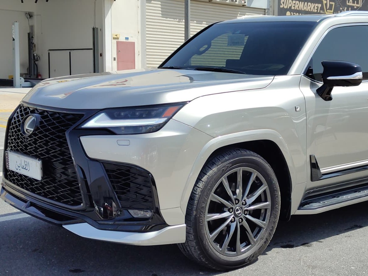 Lexus LX 600  F-Sport 2024 - Image 2