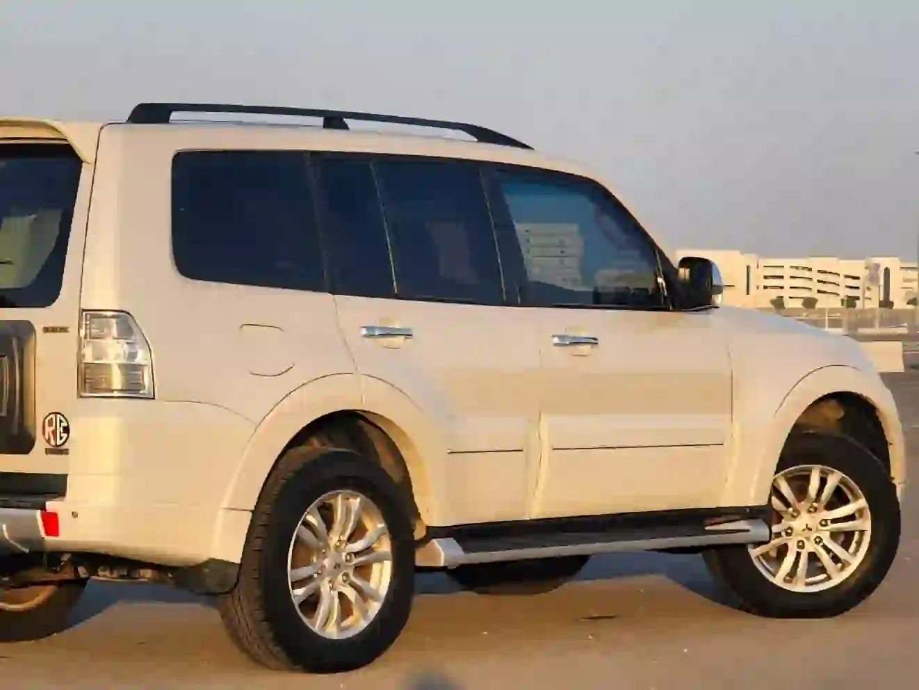 Mitsubishi Pajero 3.8 2014 - Image 4
