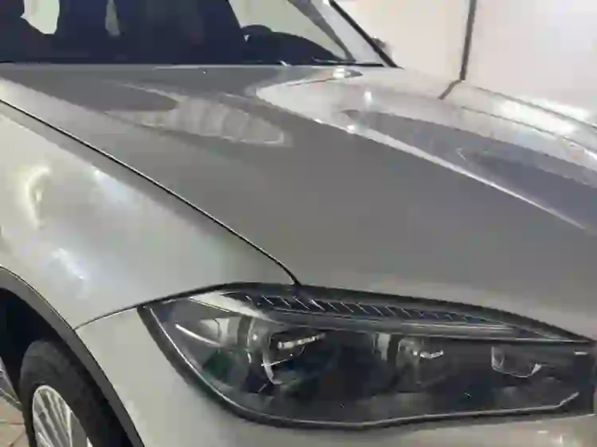 BMW 5-Series 535 i 2016