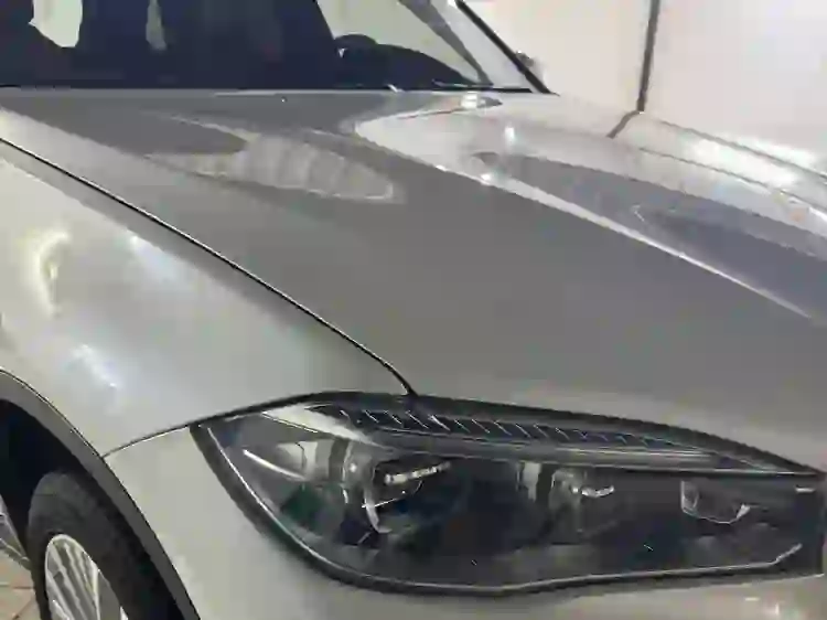 BMW 5-Series 535 i 2016