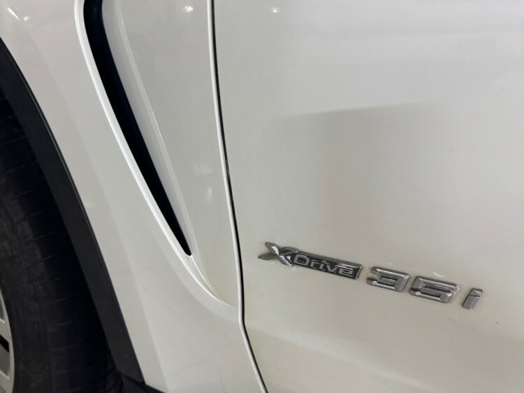 BMW 5-Series 535 i 2016 - Image 4