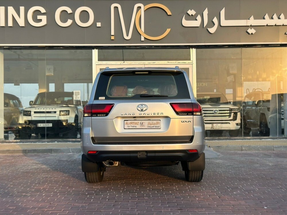 Toyota Land Cruiser GX.R 2024 - Image 4