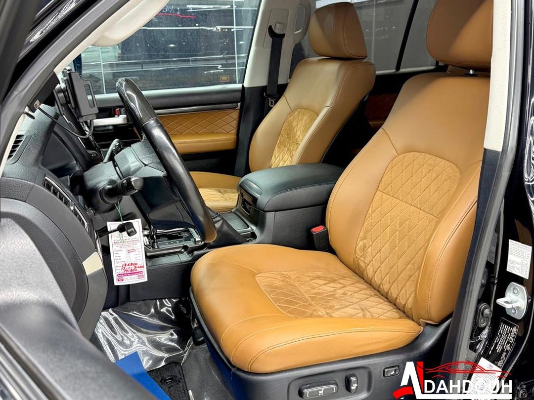 Toyota Land Cruiser GXR Grand Touring 2021 - Image 2
