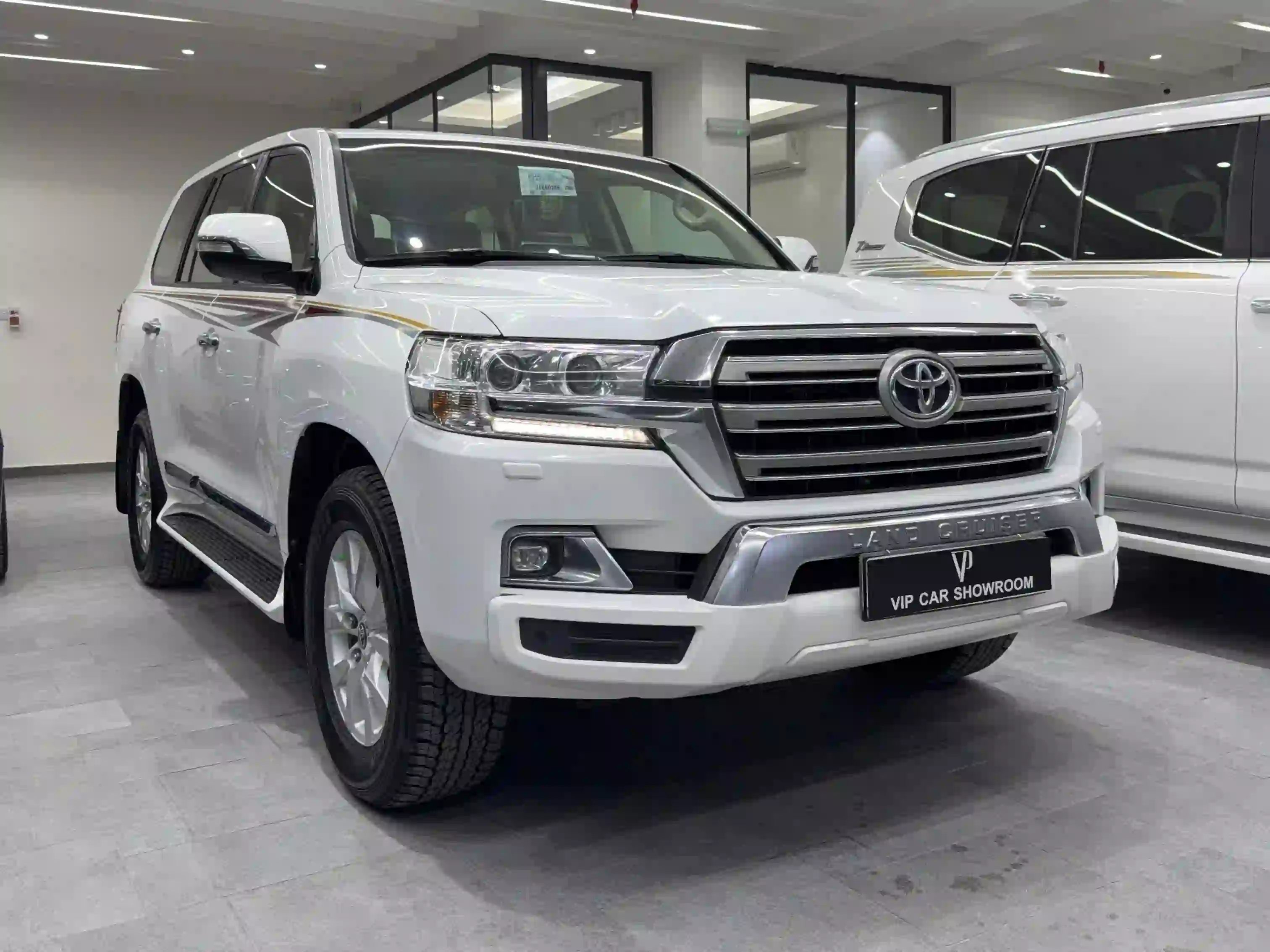 Toyota Land Cruiser GXR v8 2018 - Image 3