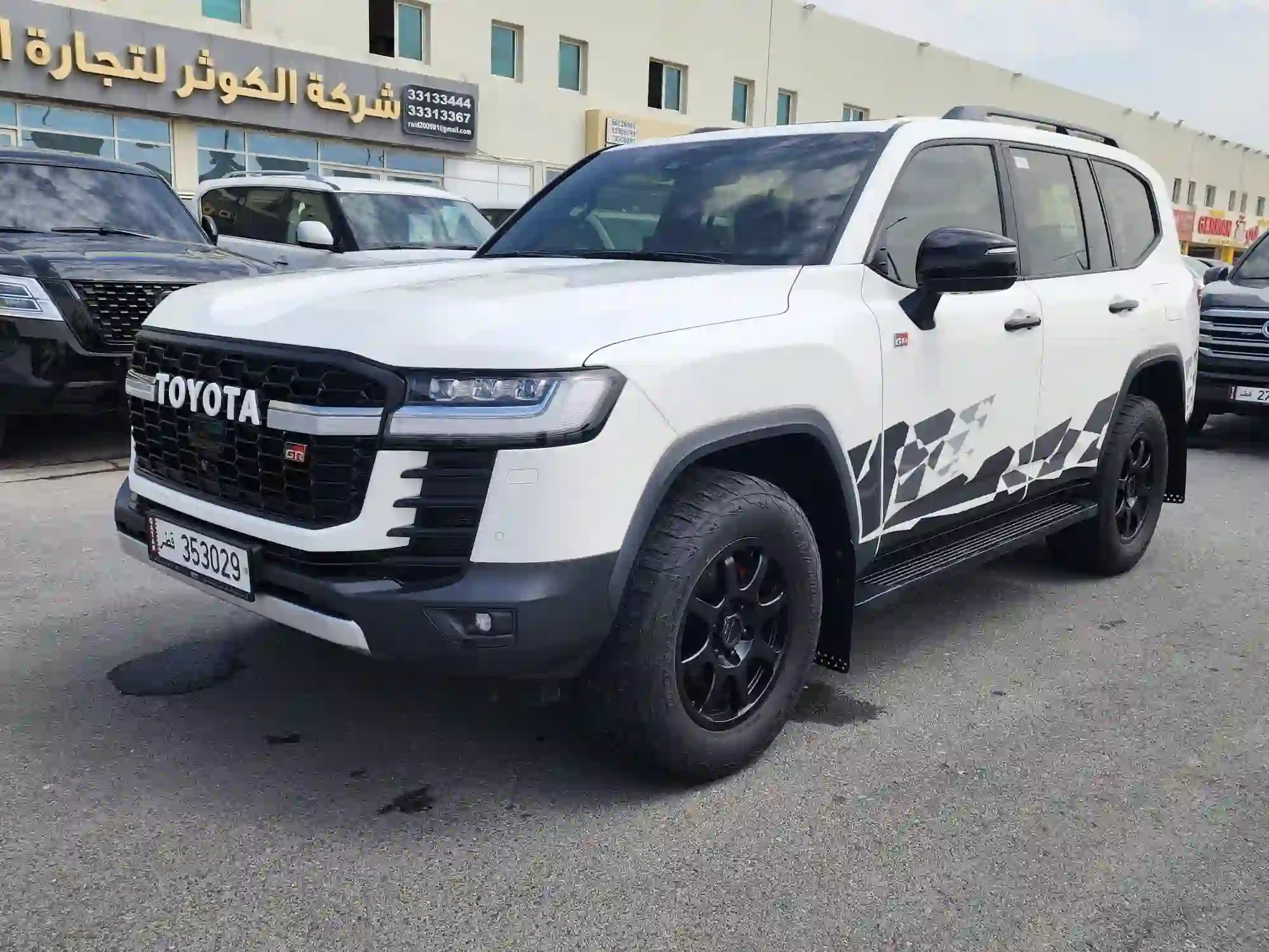Toyota Land Cruiser GR TWIN TURBO 2024 - Image 2