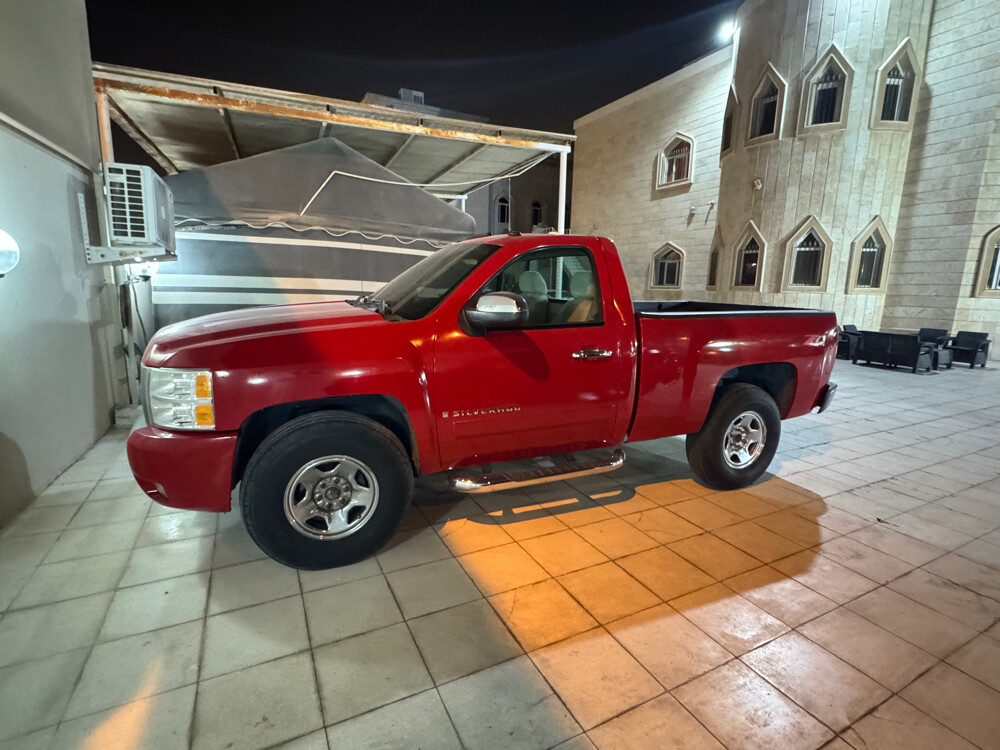 Chevrolet Silverado LTZ - Z71 2007 - Image 2
