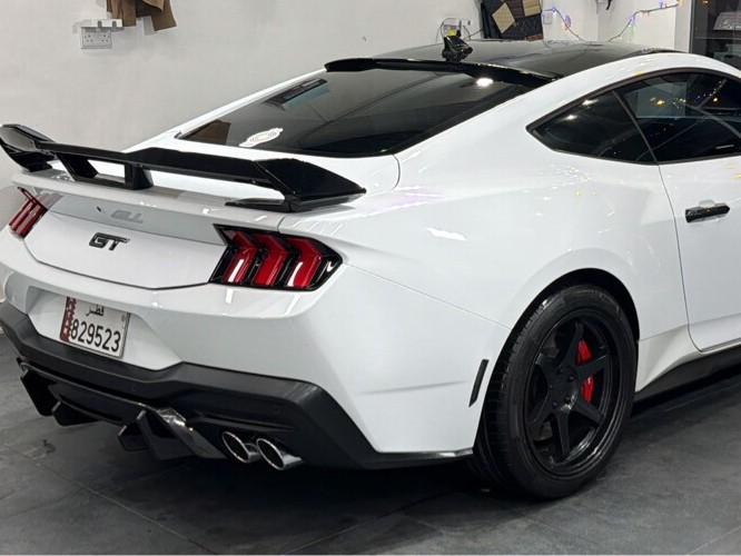 Ford Mustang GT 2024 - Image 2
