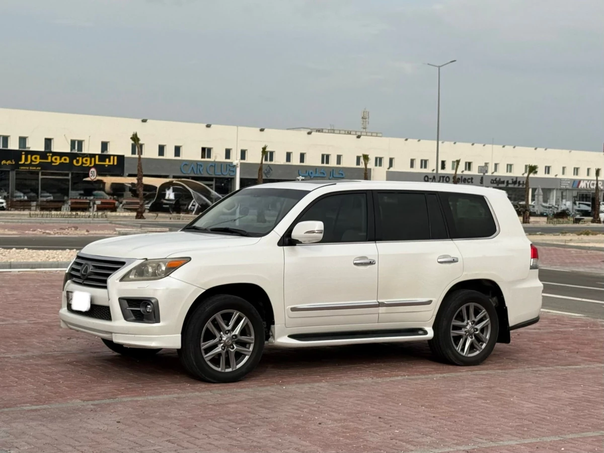 Lexus LX 570 S 2015
