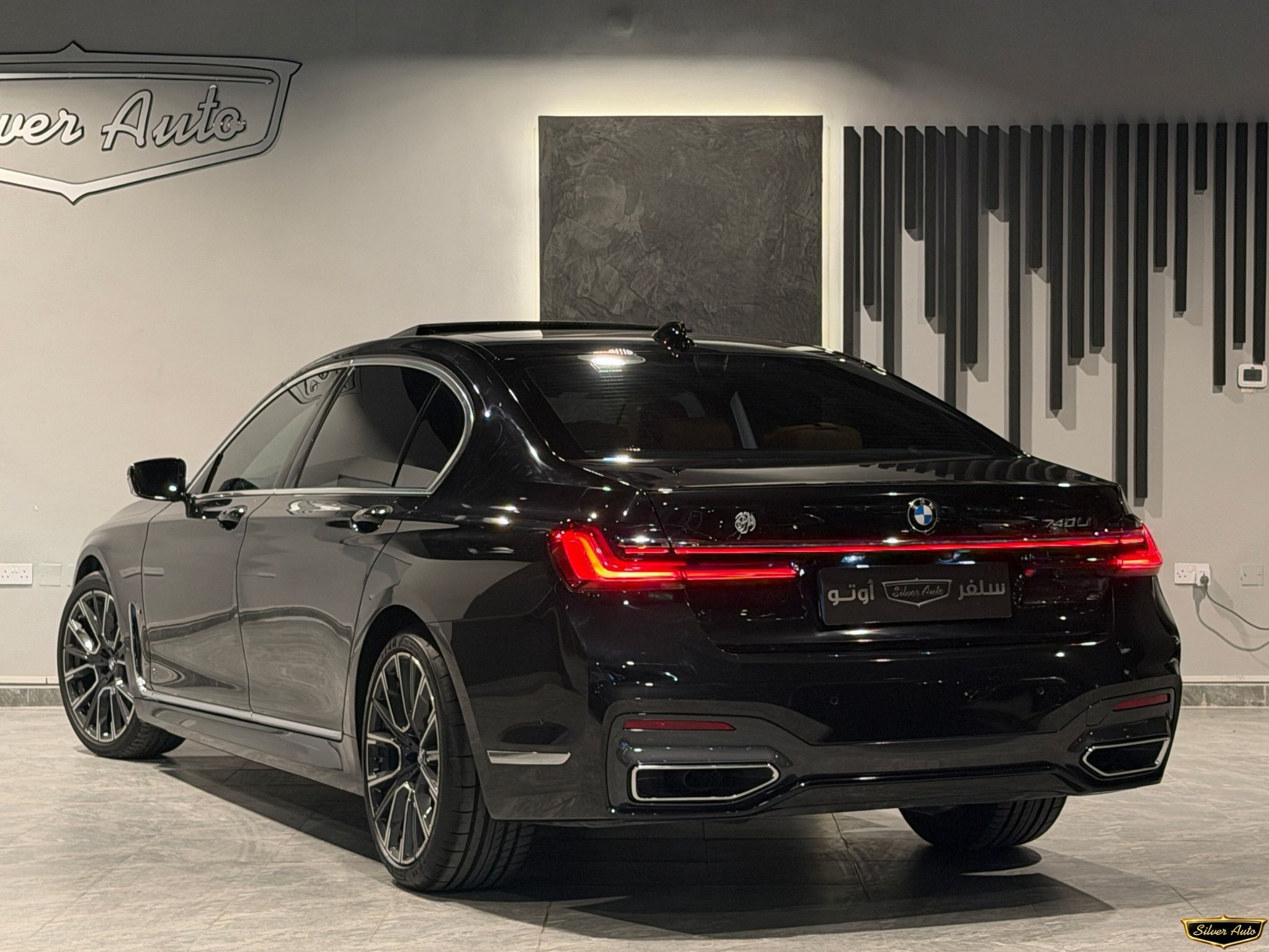 BMW 7-Series 740 Li 2022 - Image 3