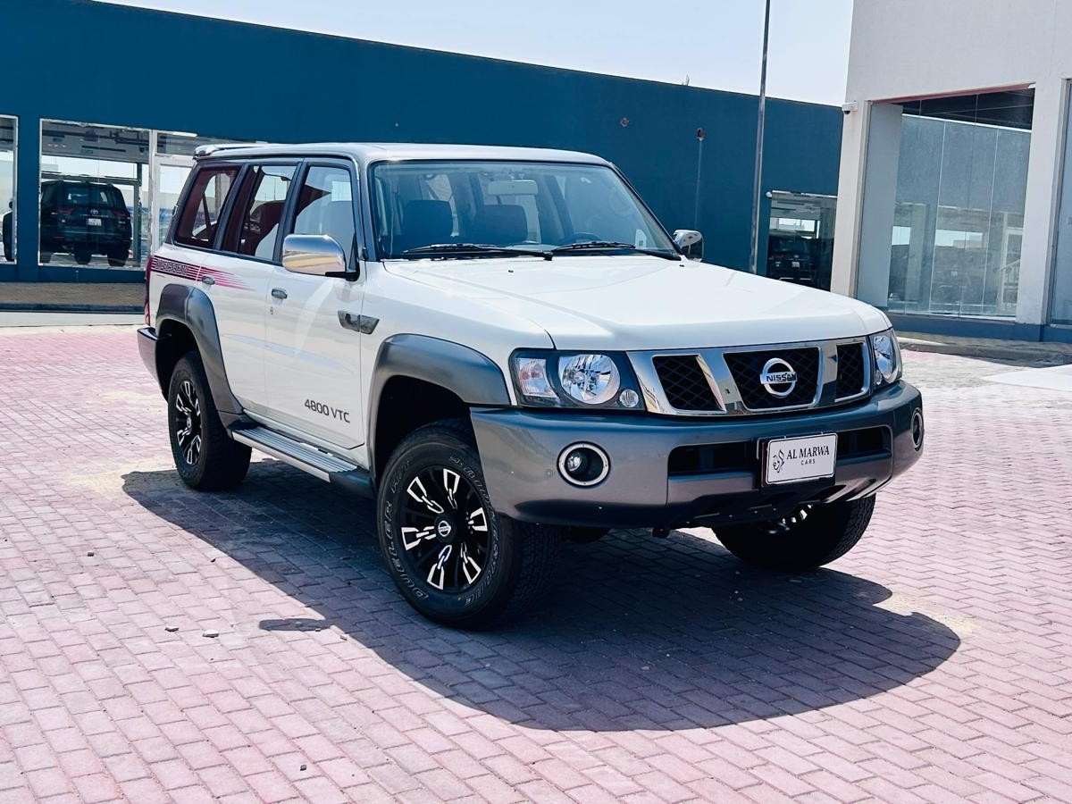 Nissan Patrol Super Safari  Al Ostoura  2024 - Image 3