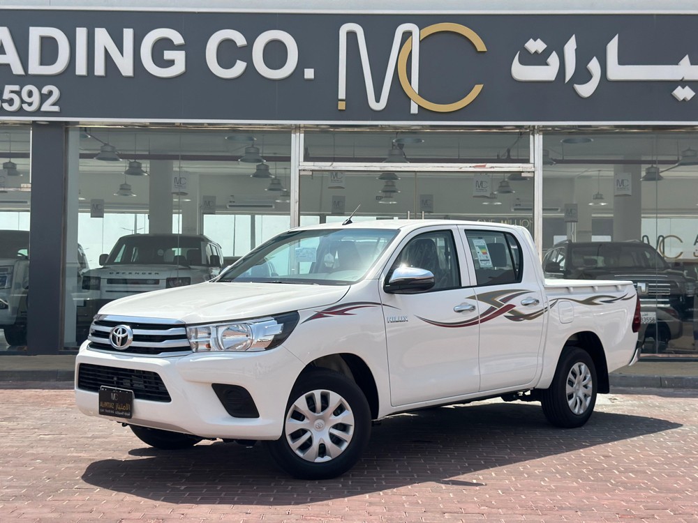 Toyota Hilux 2025 - Image 1
