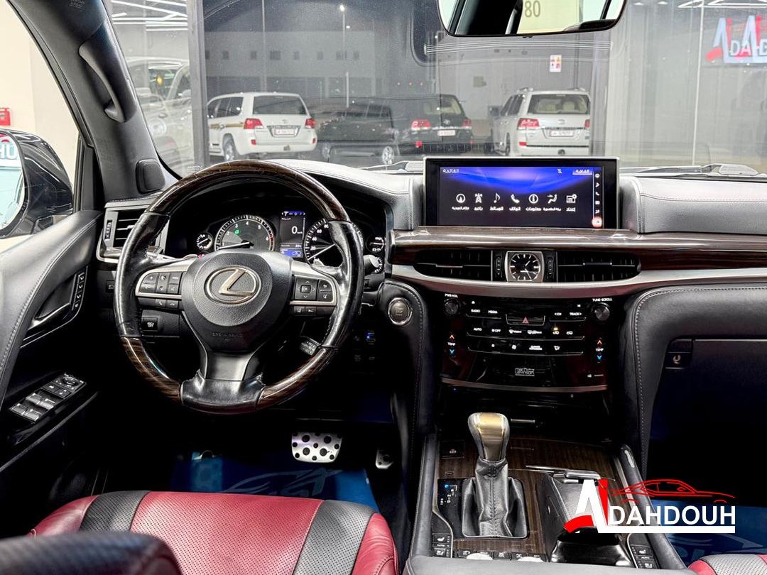 Lexus LX 570 2018 - Image 2