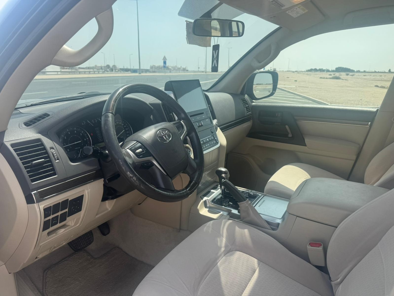 Toyota Land Cruiser GX.R 2019 - Image 4