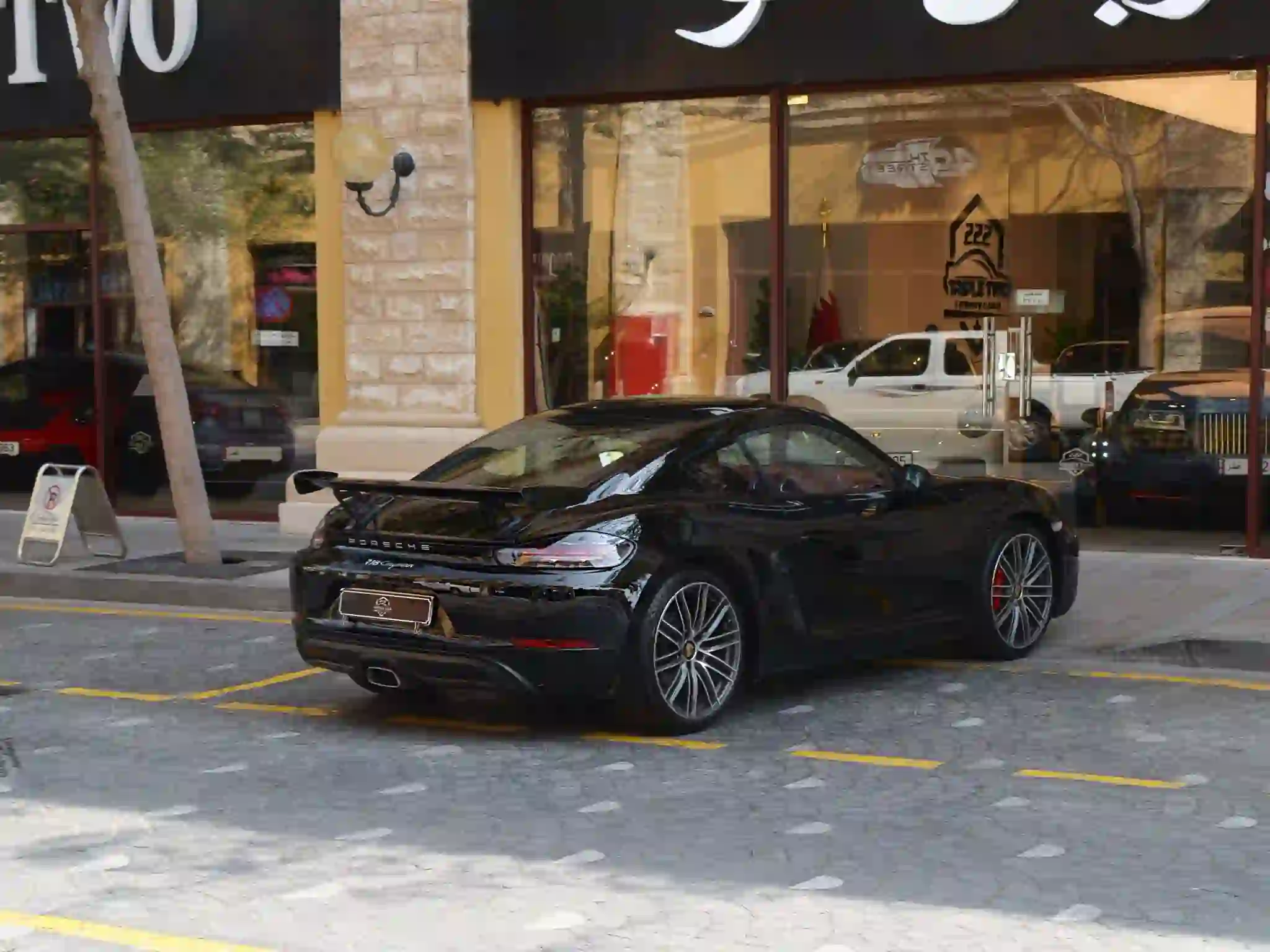Porsche CAYMAN 718 2019 - Image 3