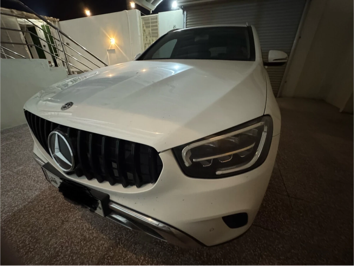 Mercedes-Benz GLC  200 2020