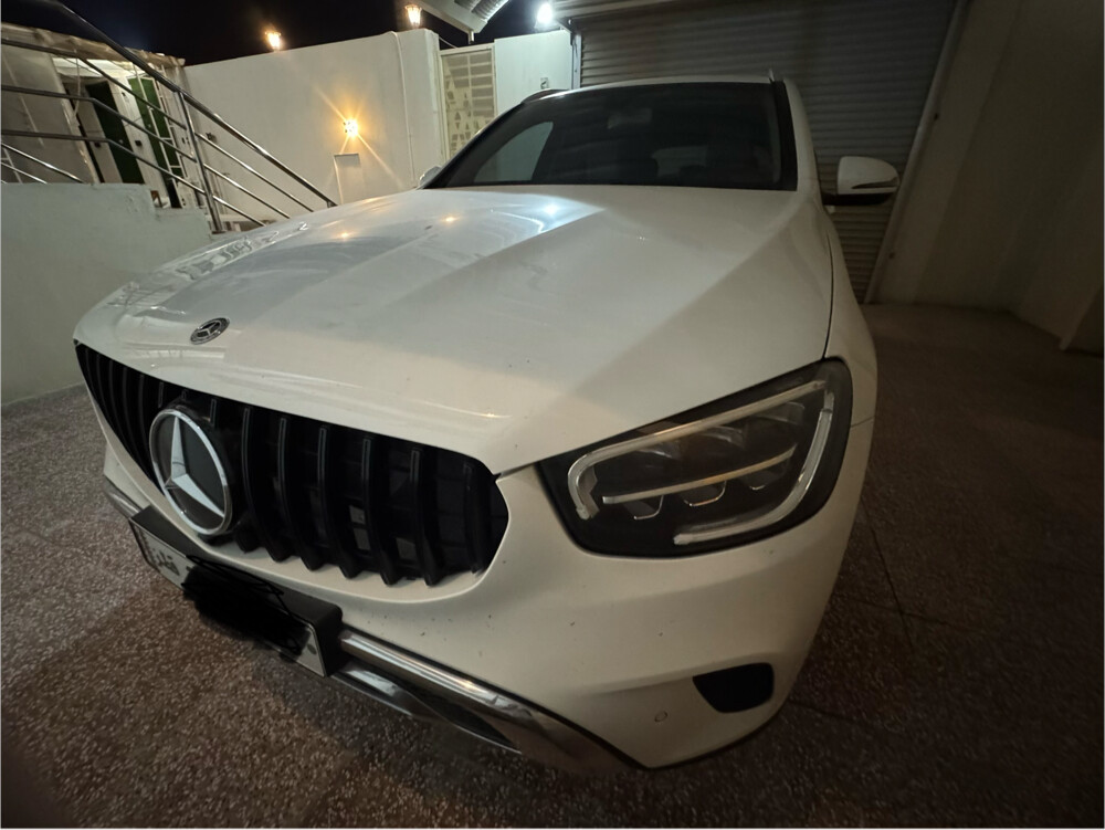 Mercedes-Benz GLC  200 2020 - Image 1