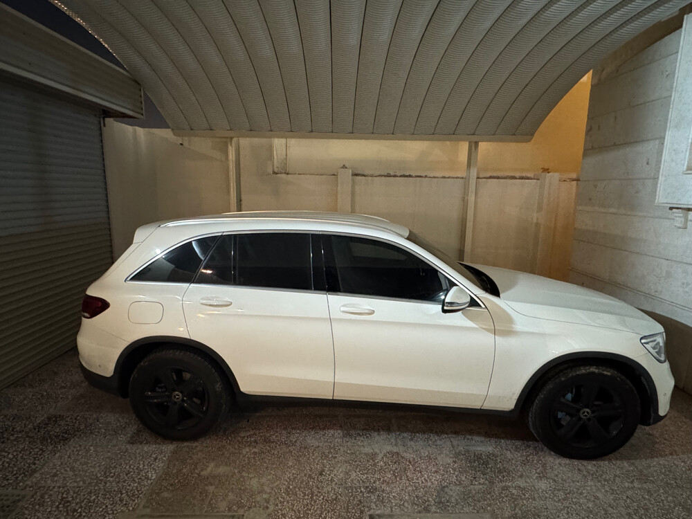 Mercedes-Benz GLC  200 2020 - Image 3