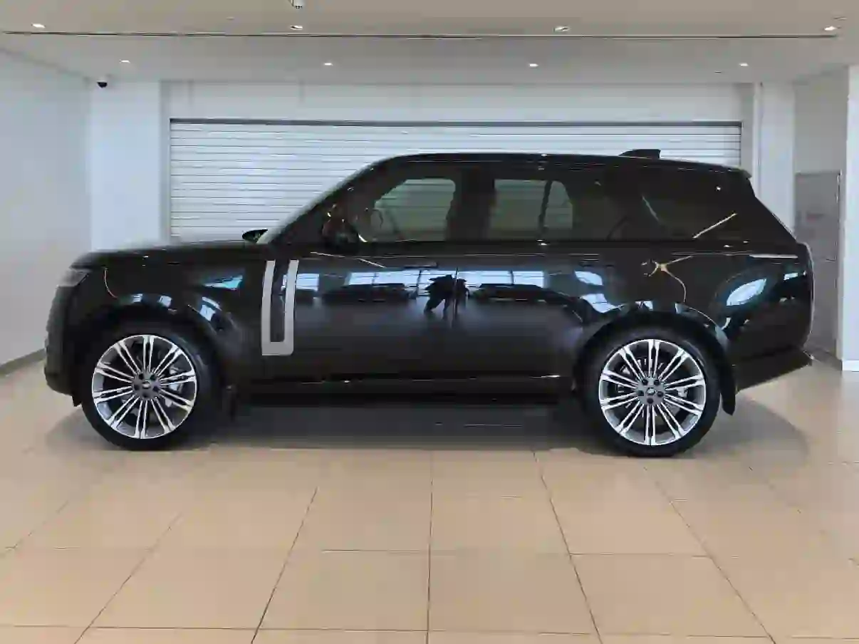 Land Rover Range Rover Vogue HSE 2025 - Image 3