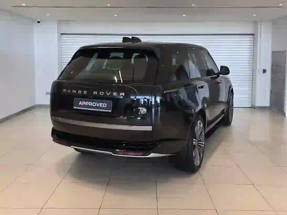 Land Rover Range Rover Vogue HSE 2025 - Image 4
