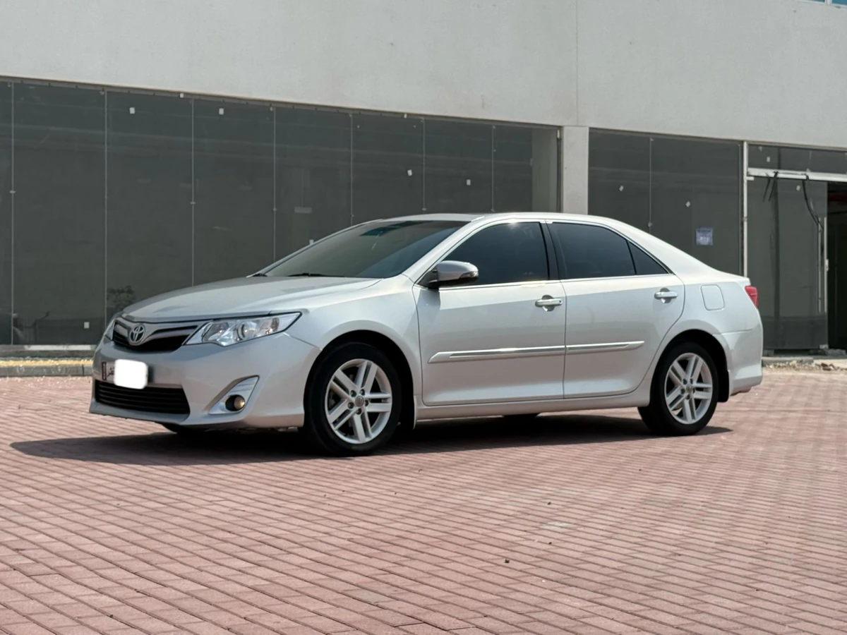 Toyota Camry GLX 2015