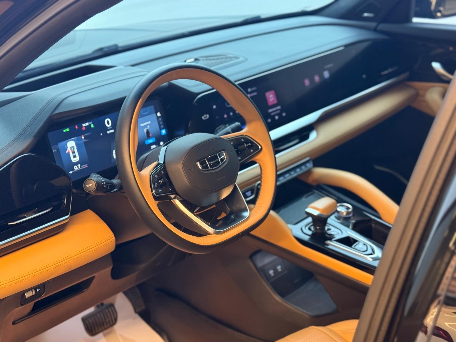 Geely  Monjaro 2025 - Image 3
