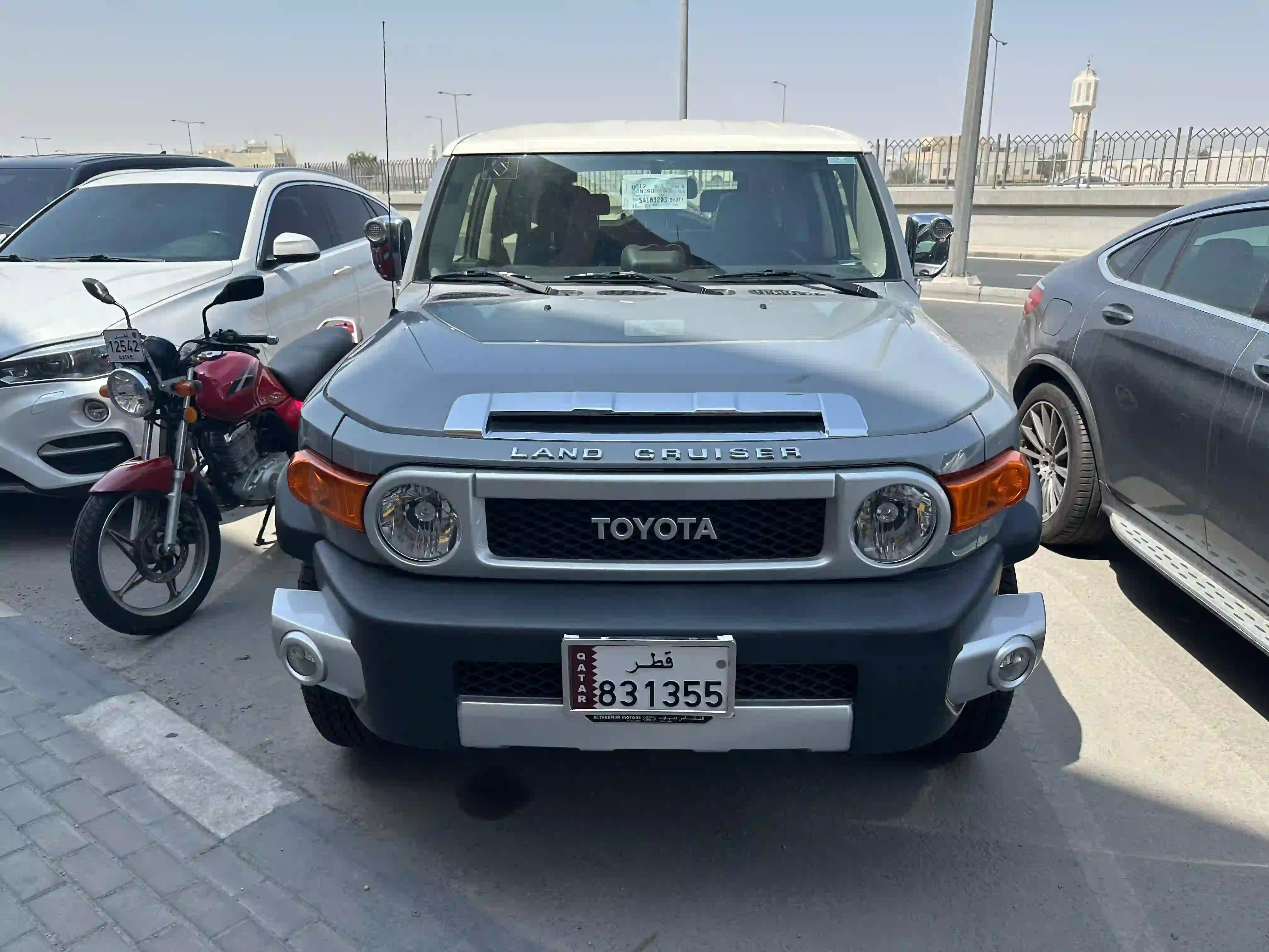 Toyota FJ Cruiser 2020 - Image 2