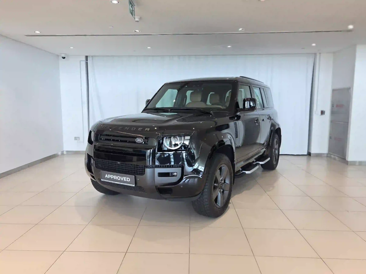 Land Rover Defender 110 3.0i6 X-Dynamic SE 2026
