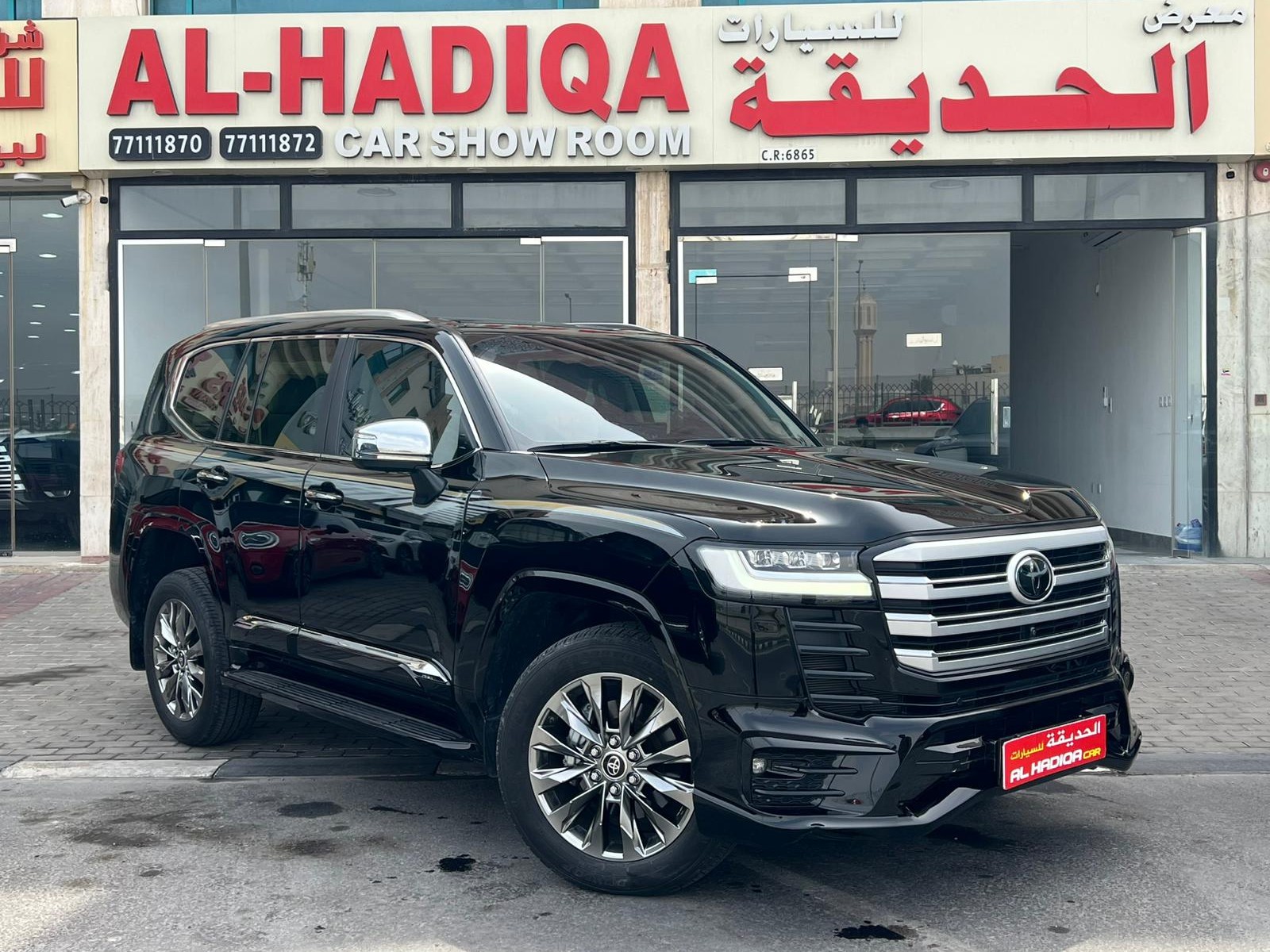 Toyota Land Cruiser VX.R 2023 - Image 2