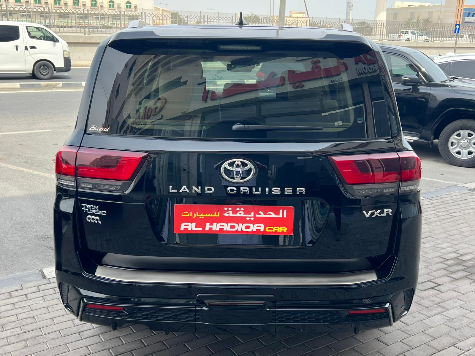 Toyota Land Cruiser VX.R 2023 - Image 3