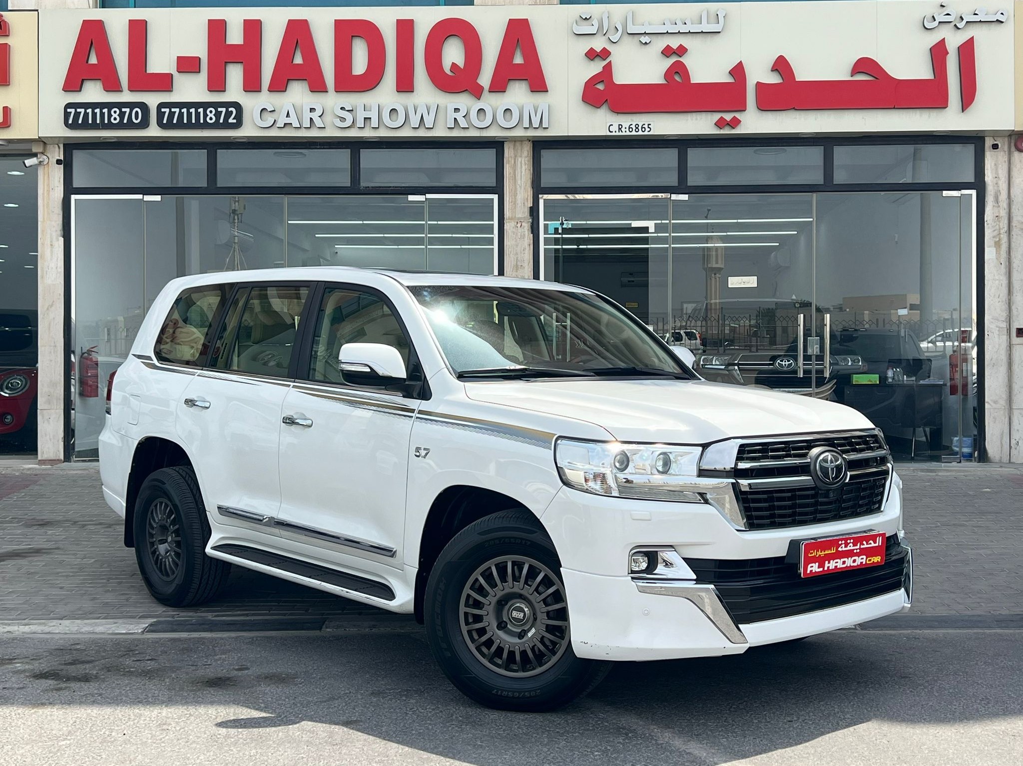 Toyota Land Cruiser VX.R 2018 - Image 2