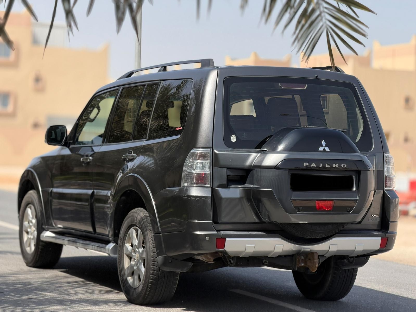 Mitsubishi Pajero 2018 - Image 4