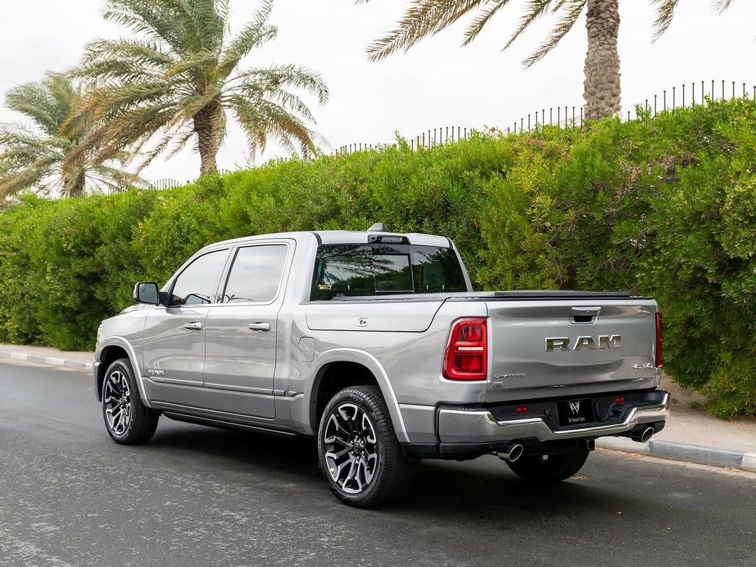 Dodge Ram Limited 2025 - Image 3
