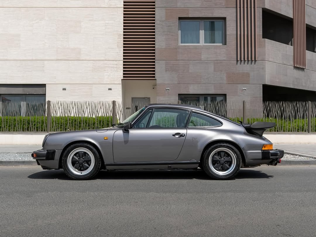 Porsche CARRERA 1986 - Image 2