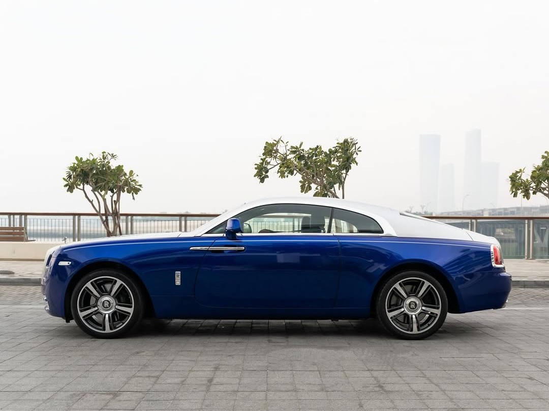 Rolls-Royce Wraith 2014 - Image 2