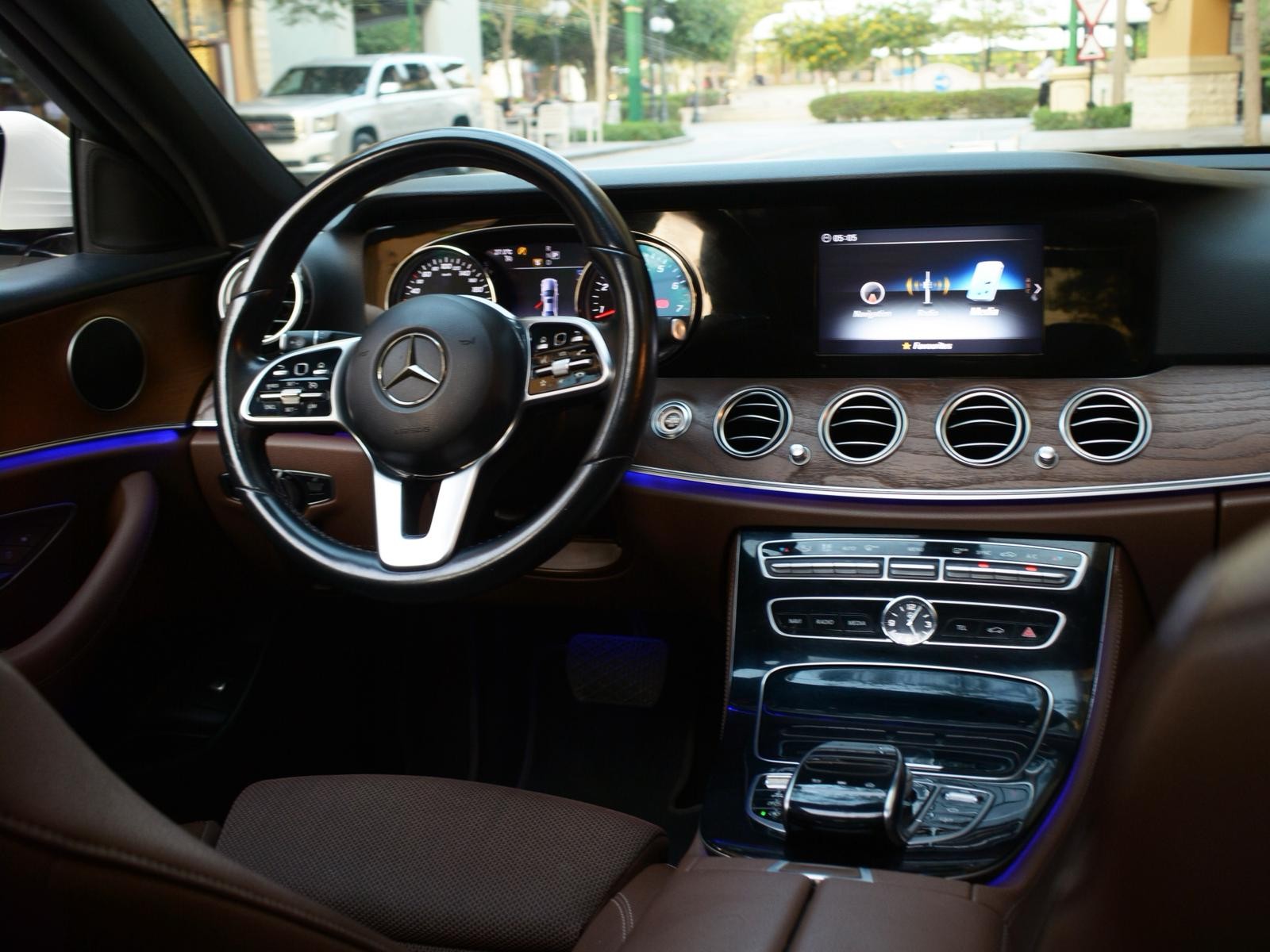 Mercedes-Benz E-Class Sedan 200 2019 - Image 4