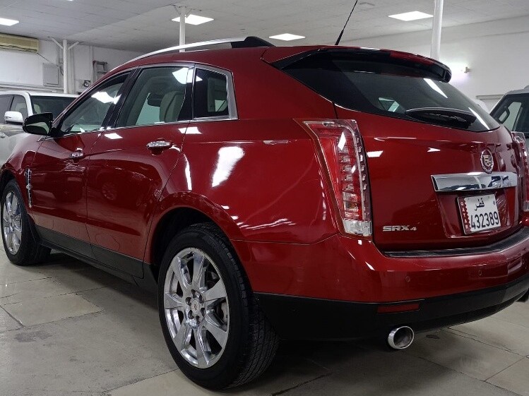 Cadillac SRX 4 2010 - Image 3