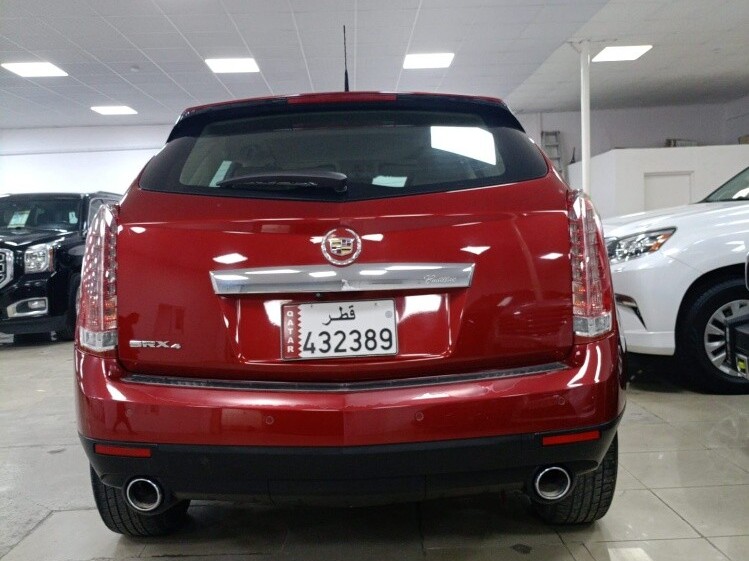 Cadillac SRX 4 2010 - Image 4