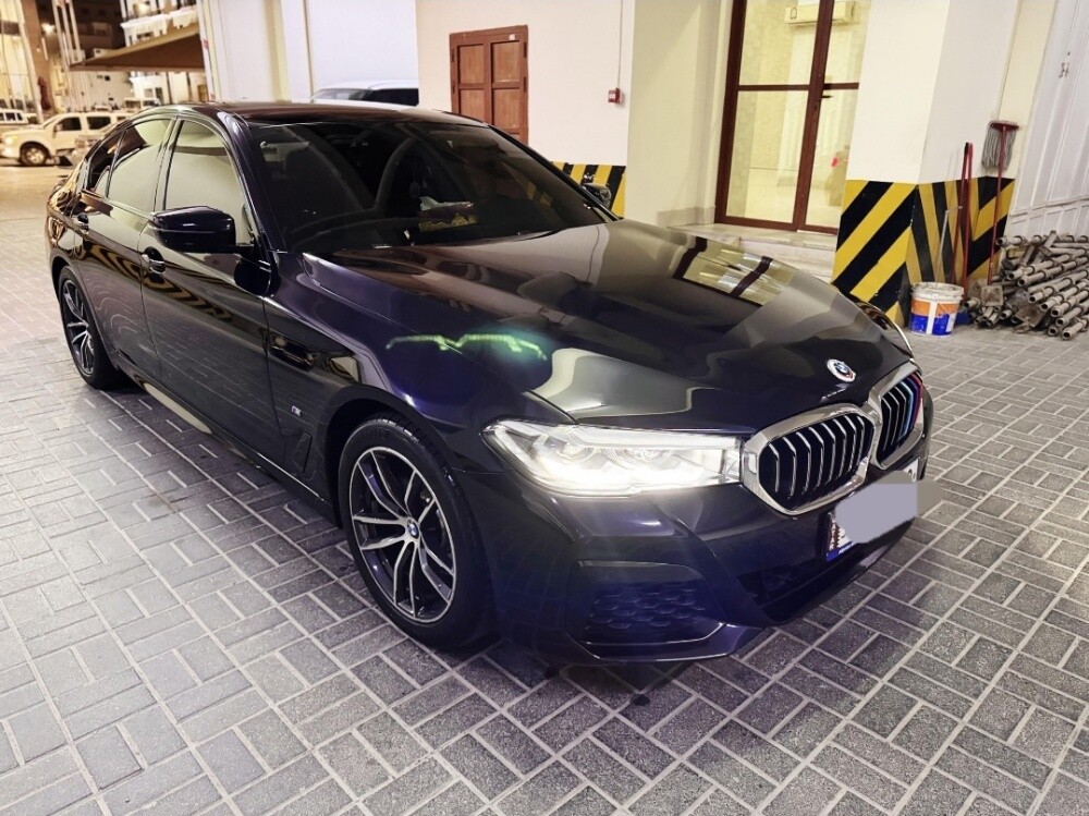 BMW 5-Series 520 i 2022 - Image 3