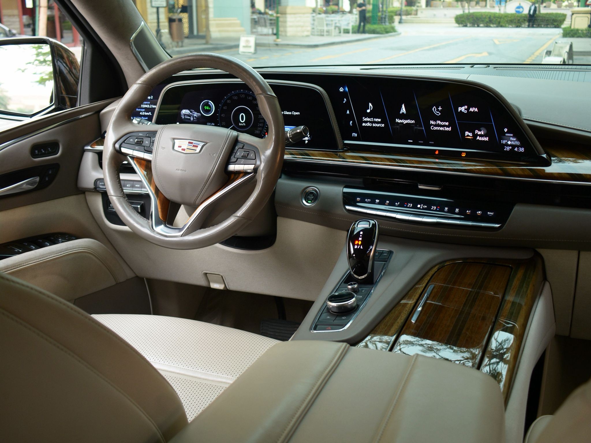 Cadillac Escalade 600 2021 - Image 2