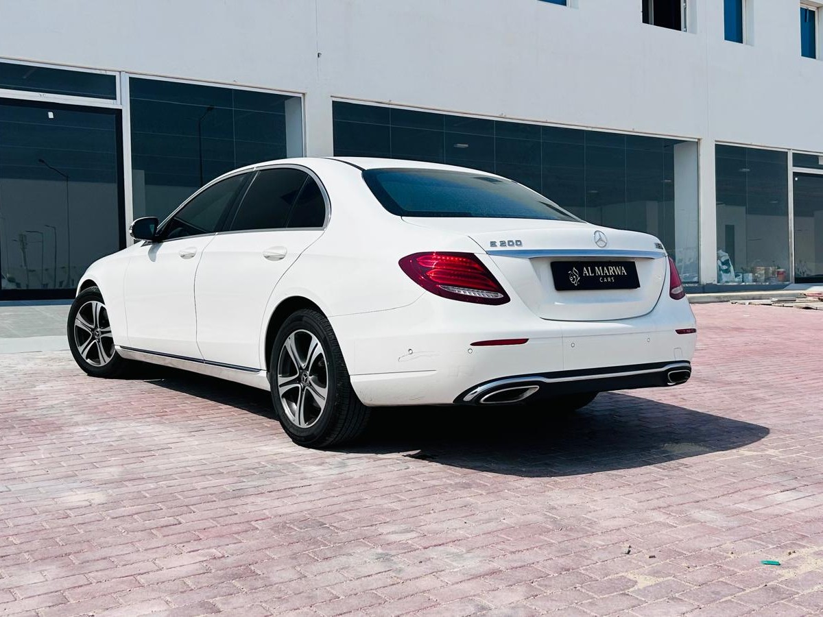 Mercedes-Benz E-Class Sedan 200 2020 - Image 4