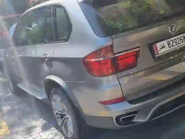 BMW X-Series X5 M50i 2012 - Image 2