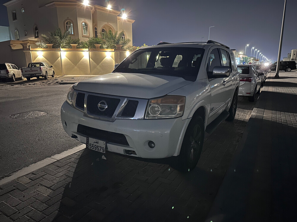 Nissan Armada Platinum 2013 - Image 2