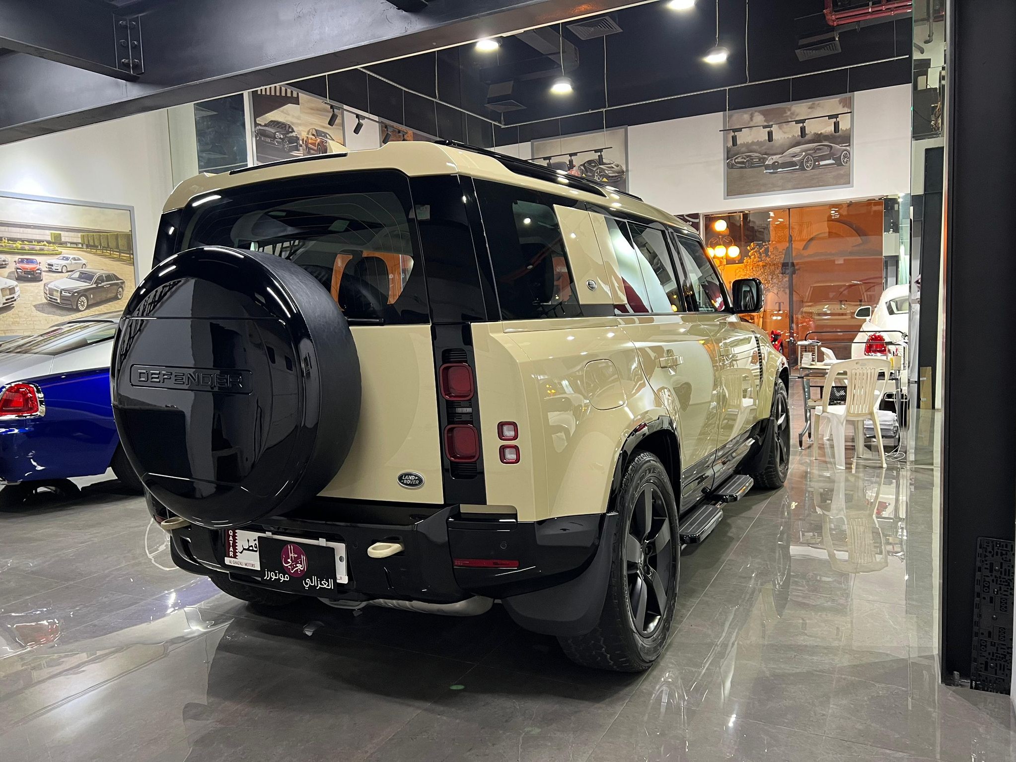 Land Rover Defender 110 DIESEL 2021 - Image 2
