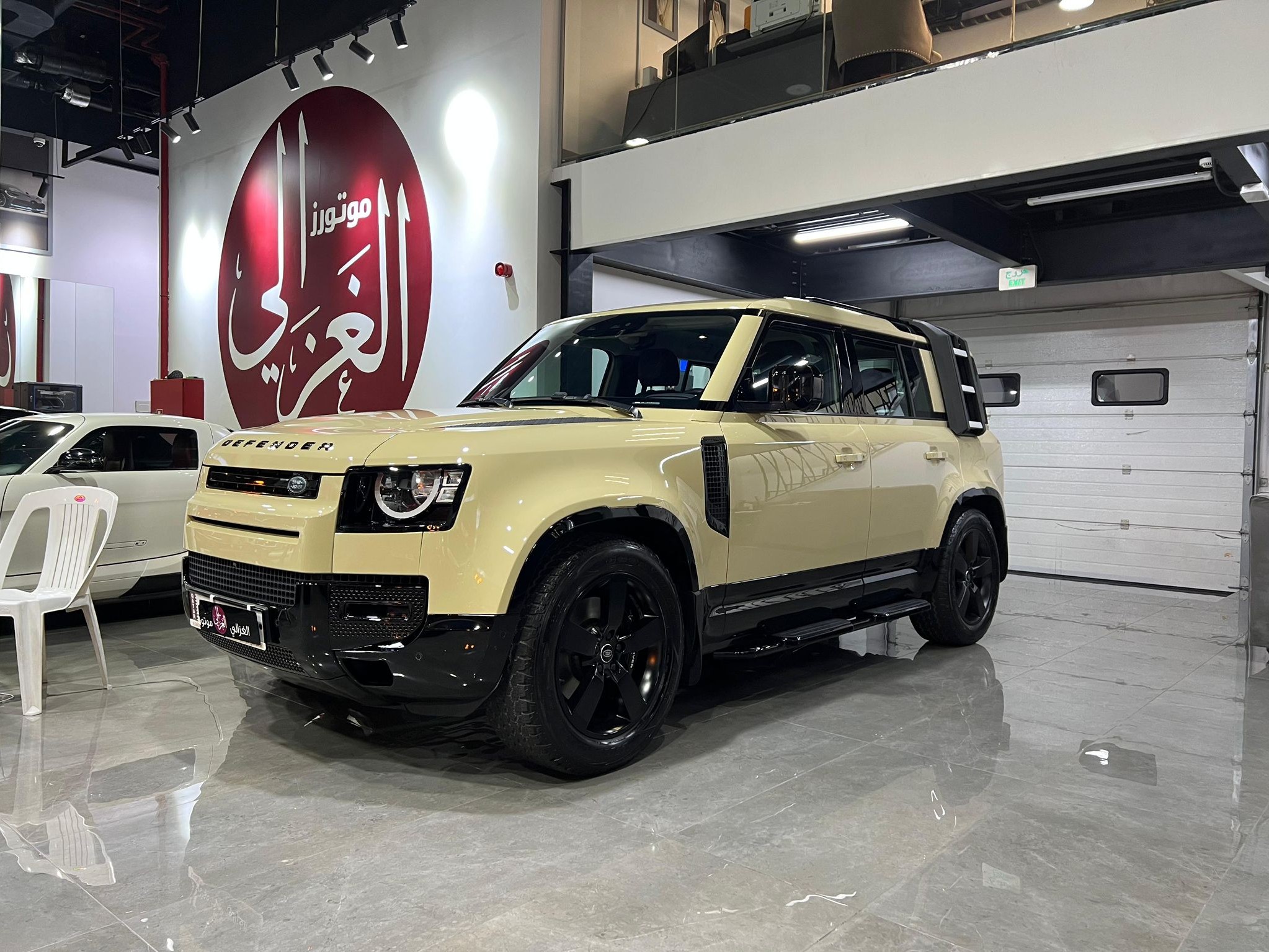 Land Rover Defender 110 DIESEL 2021 - Image 4