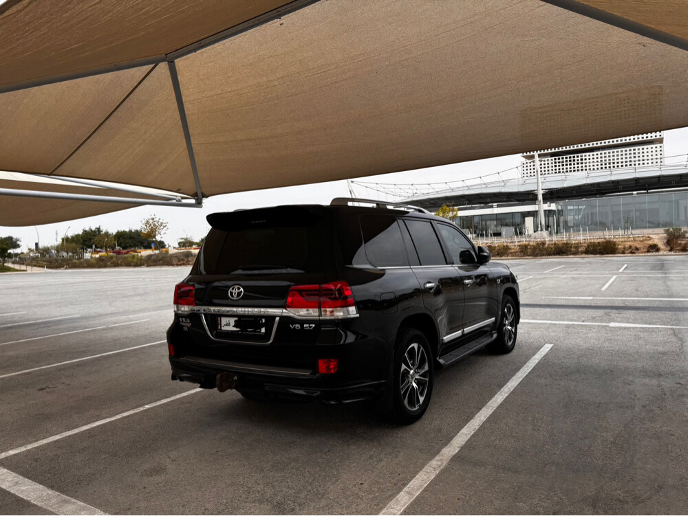 Toyota Land Cruiser VX.S 2019 - Image 2