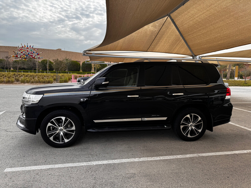 Toyota Land Cruiser VX.S 2019 - Image 3