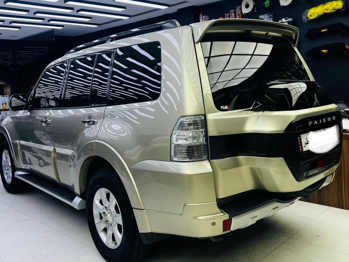 Mitsubishi Pajero 3.5 2015 - Image 2